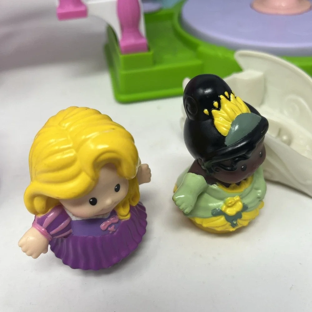 Fisher Price Little People Disney Princess Garden Tea Party Playset 4 Figures